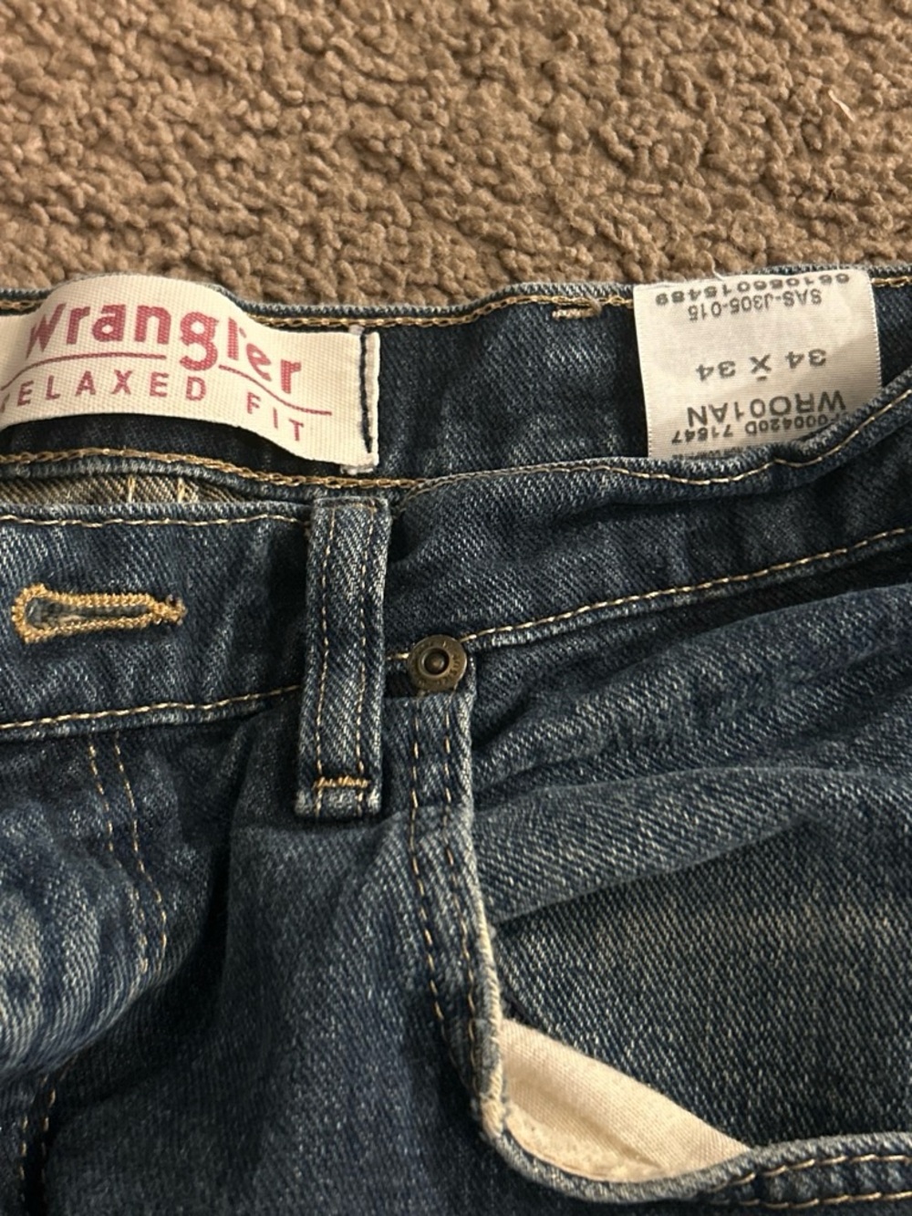 Wrangler Relaxed Fit Men’s Jeans - Dark Blue Denim